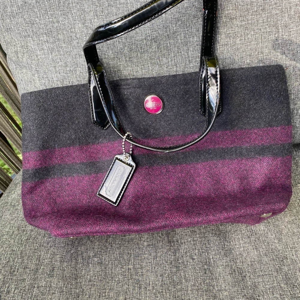 Coach |  gorgeous wool purse F24786